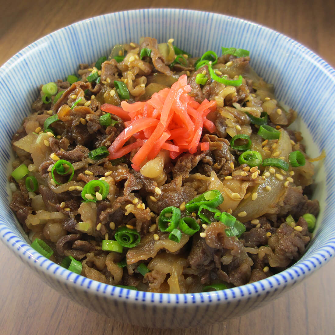 Gyudon<br />(Beef rice bowl)