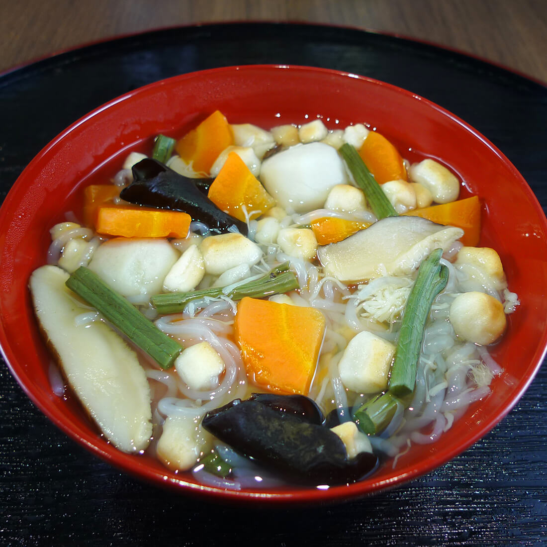 Kozuyu, Umami rich soup with scallop adductor and vegetables