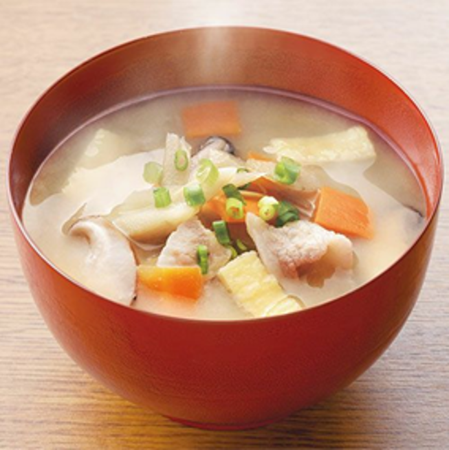 Tonjiru(Miso soup with pork and vegetables)