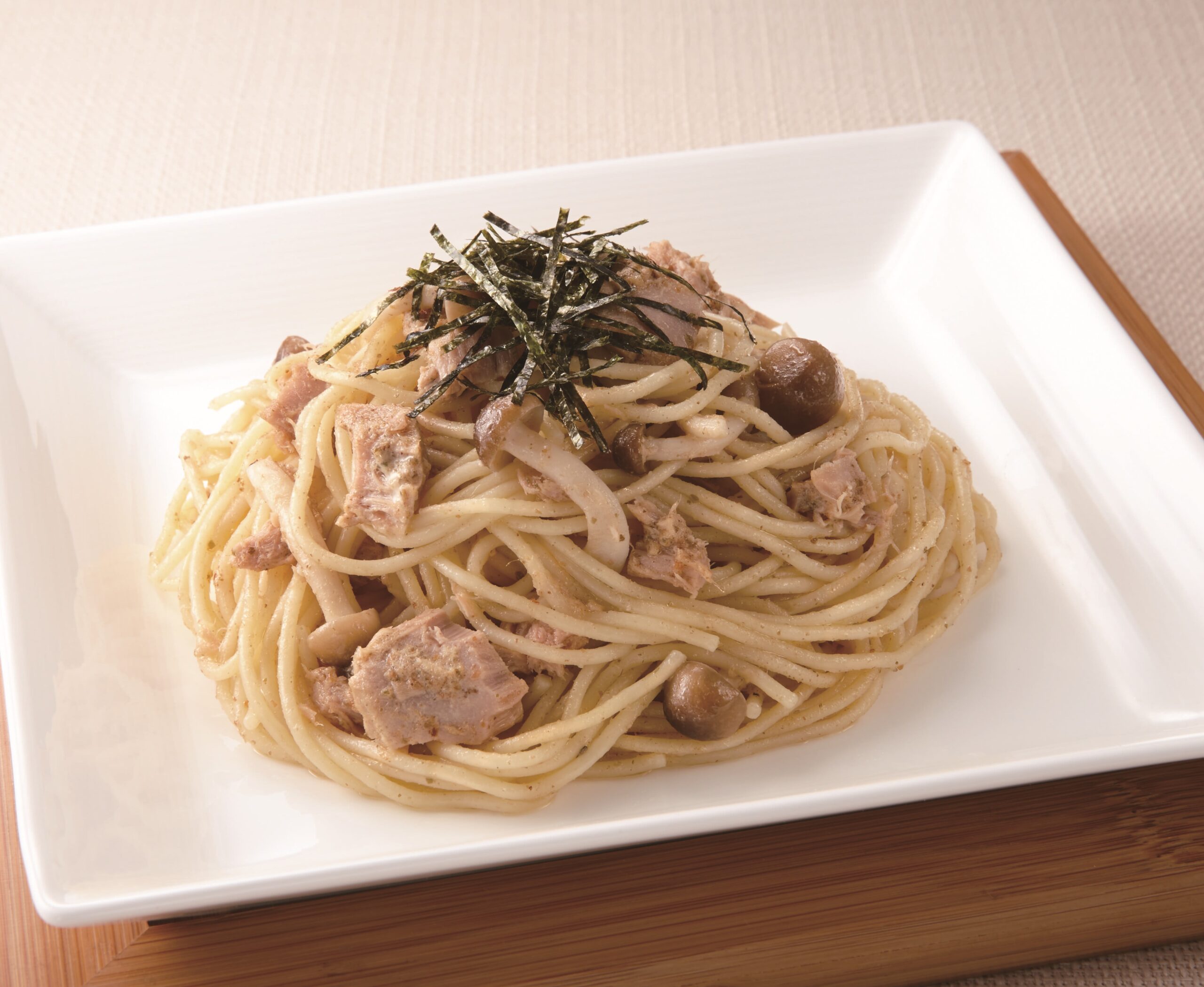 Tuna and mushroom Dashi Pasta